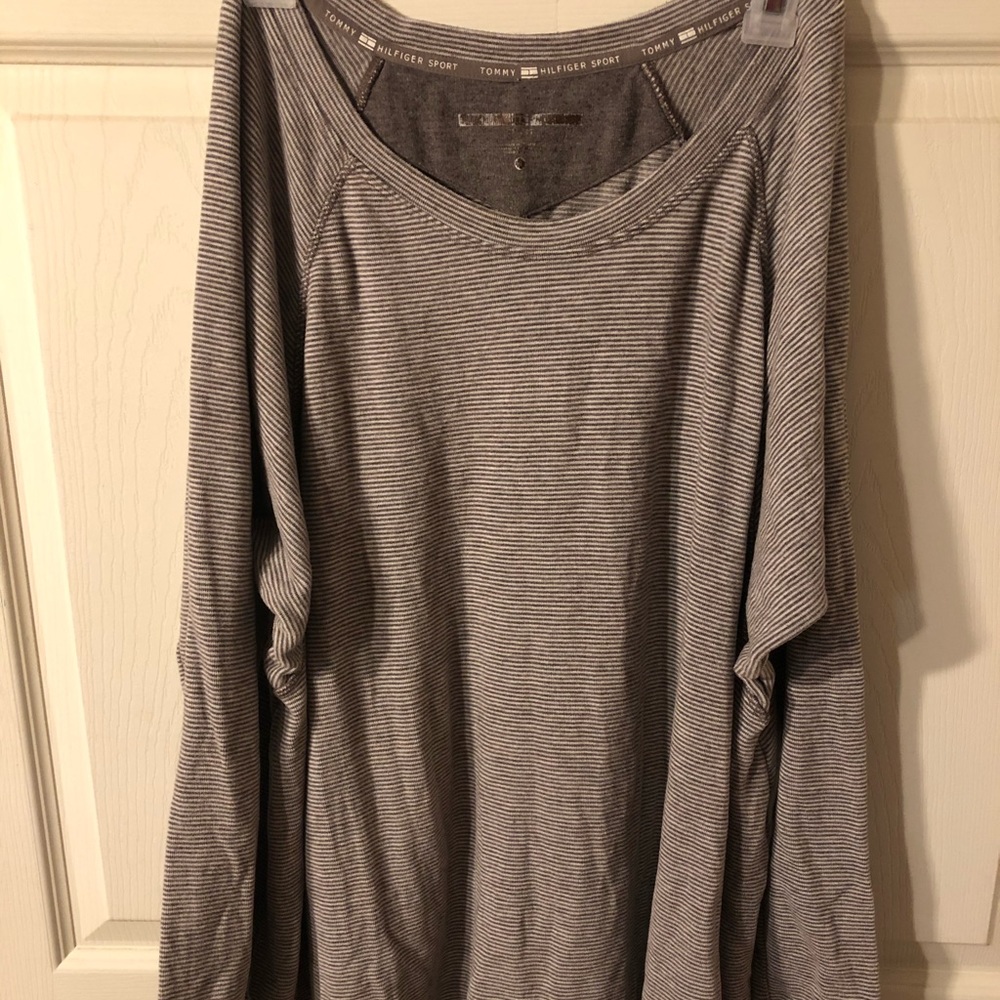 Tommy Hilfiger long sleeve stripped shirt. 2x
